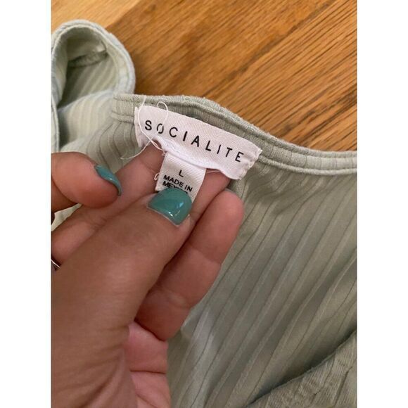 Socialite womens Light Green Wrap Dress With Flutter Sleeves & Waist Tie size L - Picture 7 of 9